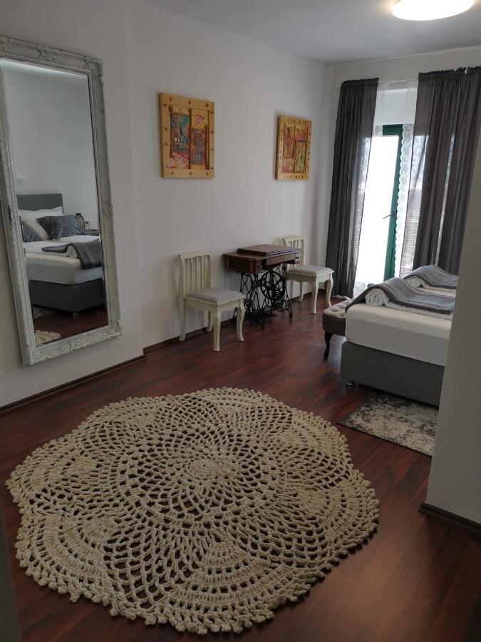 Villa Diamond Žrnovnica Exterior foto